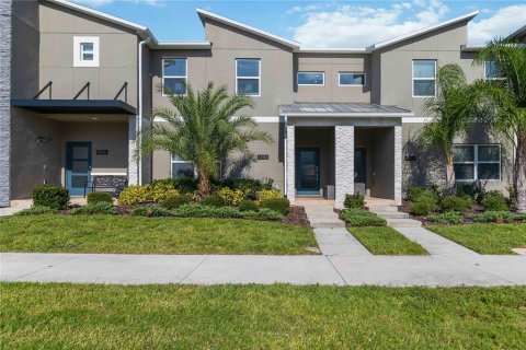 Touwnhouse à vendre à Davenport, Floride: 4 chambres, 177.81 m2 № 1874124 - photo 1