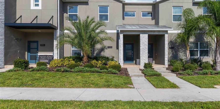 Touwnhouse à Davenport, Floride 4 chambres, 177.81 m2 № 1874124