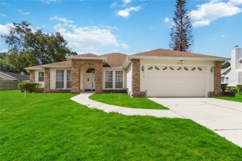 House in Oviedo, Florida 4 bedrooms, 226.31 sq.m. № 2225413