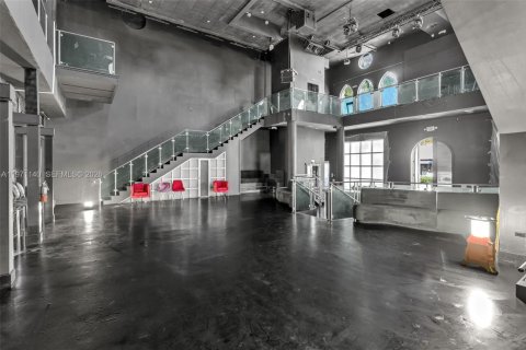 Immobilier commercial à vendre à Miami, Floride № 2032494 - photo 19