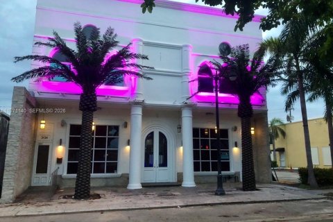 Immobilier commercial à vendre à Miami, Floride № 2032494 - photo 3