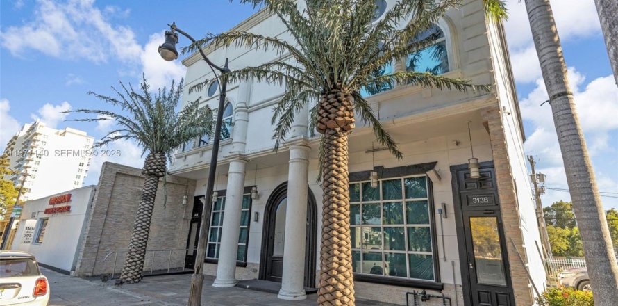 Immobilier commercial à Miami, Floride № 2032494