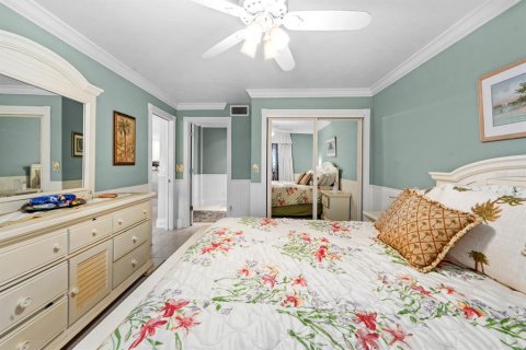 Condo in Ruskin, Florida, 2 bedrooms № 2155813 - photo 11