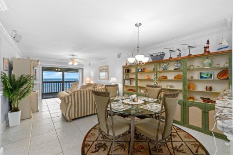 Condo in Ruskin, Florida, 2 bedrooms № 2155813 - photo 6