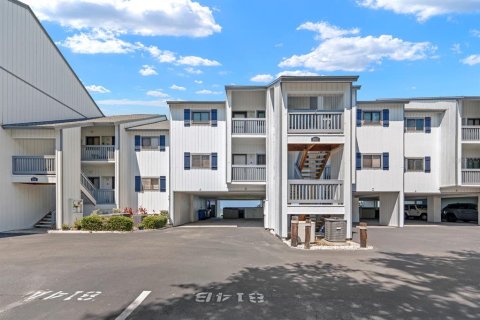 Condo in Ruskin, Florida, 2 bedrooms № 2155813 - photo 28