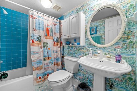 Condo in Ruskin, Florida, 2 bedrooms № 2155813 - photo 14
