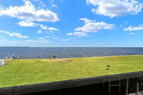 Condo in Ruskin, Florida, 2 bedrooms № 2155813 - photo 17