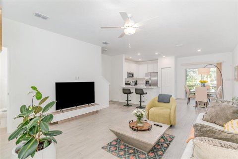 Adosado en alquiler en Newberry, Florida, 3 dormitorios, 153.94 m2 № 2280415 - foto 6