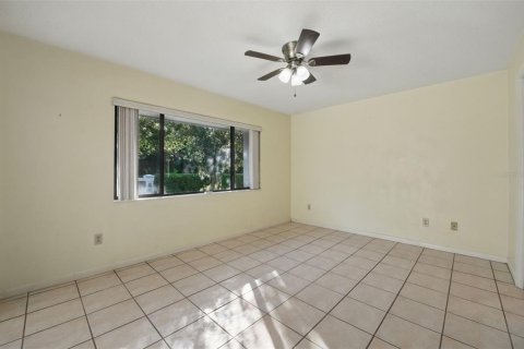 House in Palm Coast, Florida 3 bedrooms, 121.14 sq.m. № 1636690 - photo 16