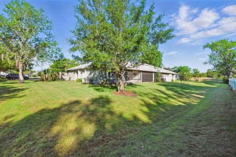 House in Palm Coast, Florida 3 bedrooms, 121.14 sq.m. № 1636690 - photo 24