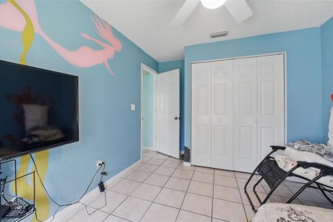 House in Palm Coast, Florida 3 bedrooms, 121.14 sq.m. № 1636690 - photo 15
