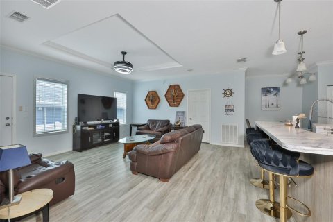 Apartment in Largo, Florida 4 bedrooms, 150.5 sq.m. № 2200150 - photo 13