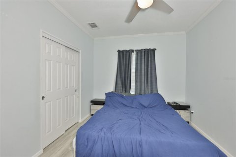 Apartment in Largo, Florida 4 bedrooms, 150.5 sq.m. № 2200150 - photo 10