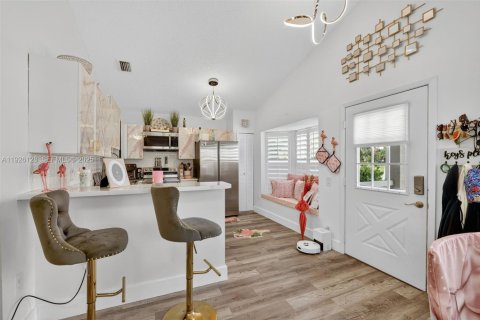 Villa ou maison à louer à Port St. Lucie, Floride: 2 chambres, 96.34 m2 № 1987399 - photo 11