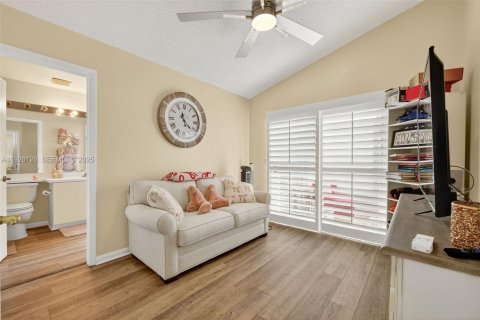 Villa ou maison à louer à Port St. Lucie, Floride: 2 chambres, 96.34 m2 № 1987399 - photo 6