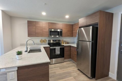 Condo in Orlando, Florida, 1 bedroom № 2229648 - photo 6