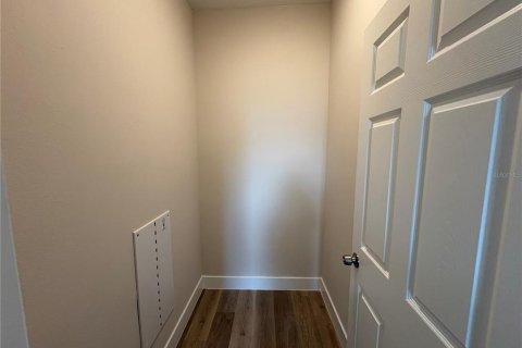 Condo in Orlando, Florida, 1 bedroom № 2229648 - photo 17