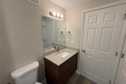 Condo in Orlando, Florida, 1 bedroom № 2229648 - photo 18