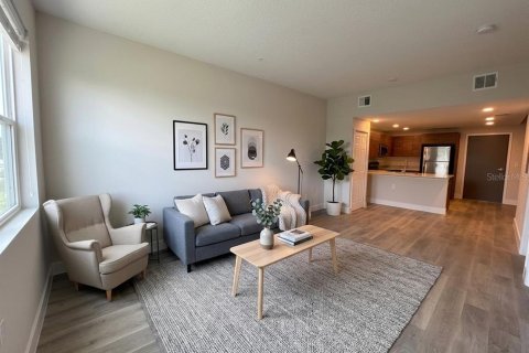 Condo in Orlando, Florida, 1 bedroom № 2229648 - photo 10