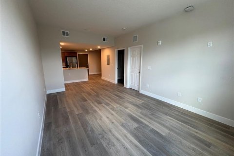 Condo in Orlando, Florida, 1 bedroom № 2229648 - photo 4
