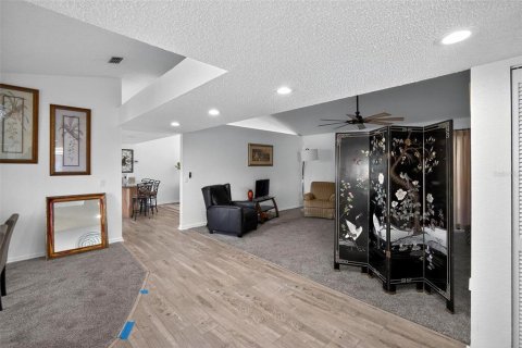 Casa en venta en Spring Hill, Florida, 3 dormitorios, 161.56 m2 № 1918085 - foto 13