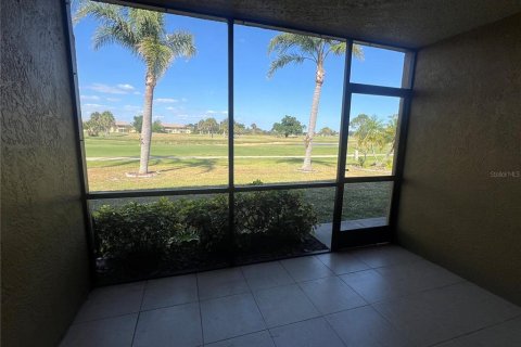 Copropriété à louer à Punta Gorda, Floride: 2 chambres, 94.48 m2 № 1718865 - photo 14