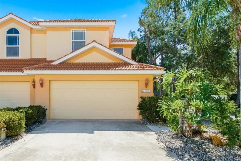 Adosado en Tarpon Springs, Florida 3 dormitorios, 183.67 m2 № 2155741