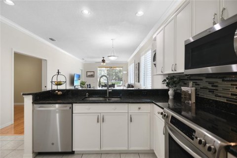 Villa ou maison à vendre à Bradenton, Floride: 2 chambres, 121.52 m2 № 1740975 - photo 13