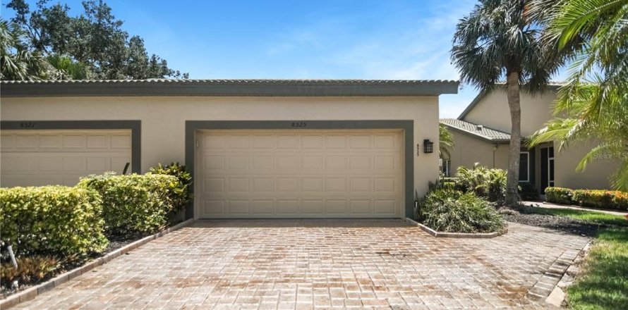 Casa en Bradenton, Florida 2 dormitorios, 121.52 m2 № 1740975