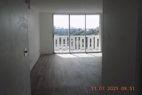 Copropriété à vendre à Lantana, Floride: 2 chambres, 88.26 m2 № 2082308 - photo 3