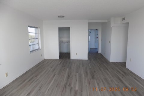 Copropriété à vendre à Lantana, Floride: 2 chambres, 88.26 m2 № 2082308 - photo 7