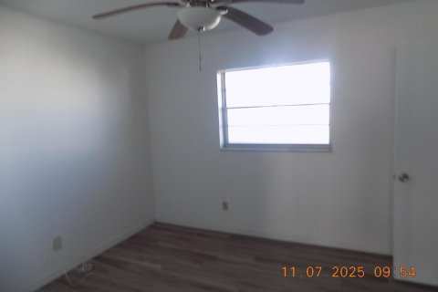 Copropriété à vendre à Lantana, Floride: 2 chambres, 88.26 m2 № 2082308 - photo 12