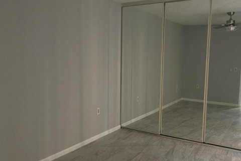 Townhouse in West Palm Beach, Florida 2 bedrooms, 114.83 sq.m. № 2086534 - photo 6