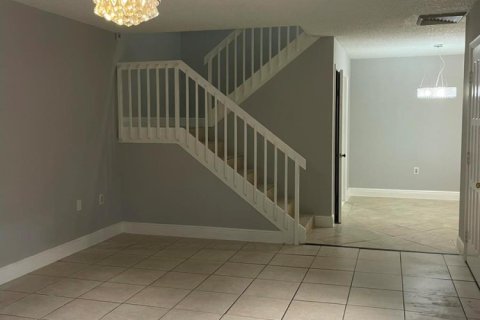 Townhouse in West Palm Beach, Florida 2 bedrooms, 114.83 sq.m. № 2086534 - photo 18