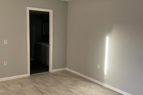 Townhouse in West Palm Beach, Florida 2 bedrooms, 114.83 sq.m. № 2086534 - photo 7