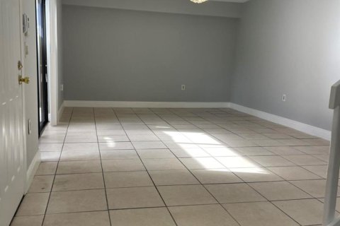 Townhouse in West Palm Beach, Florida 2 bedrooms, 114.83 sq.m. № 2086534 - photo 11