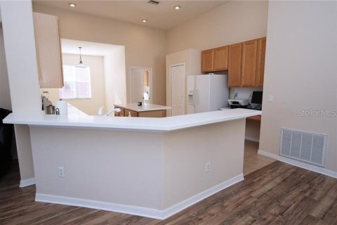 Casa en alquiler en Wesley Chapel, Florida, 4 dormitorios, 199.46 m2 № 1856196 - foto 4