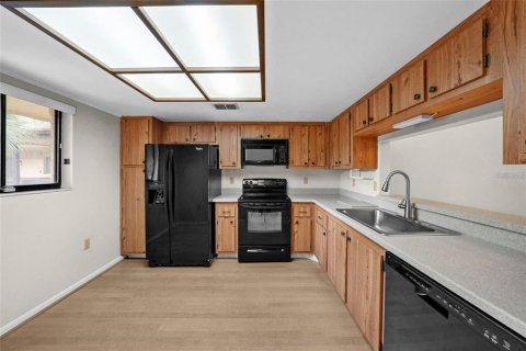 Condominio en alquiler en Clearwater, Florida, 2 dormitorios, 99.87 m2 № 1900824 - foto 5