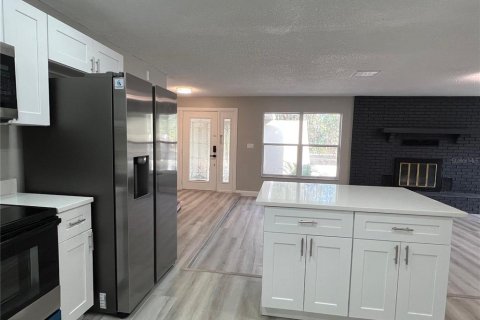 House in Crystal River, Florida 4 bedrooms, 186.73 sq.m. № 2213596 - photo 6
