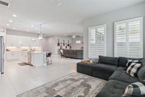 Villa ou maison à vendre à Daytona Beach, Floride: 4 chambres, 222.59 m2 № 2094425 - photo 9