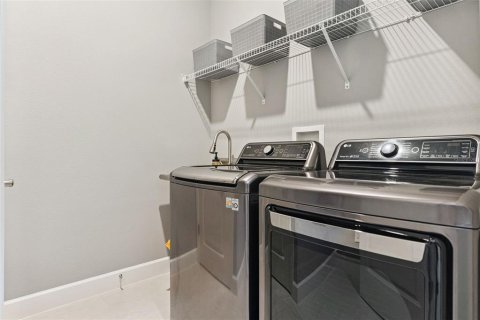 Villa ou maison à vendre à Daytona Beach, Floride: 4 chambres, 222.59 m2 № 2094425 - photo 30