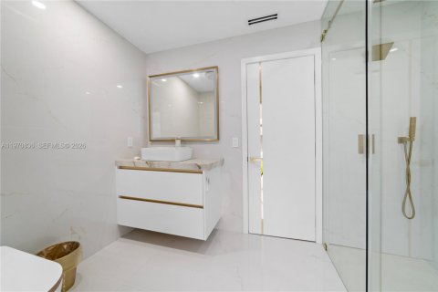 House in Davie, Florida 5 bedrooms, 383.13 sq.m. № 2036229 - photo 26