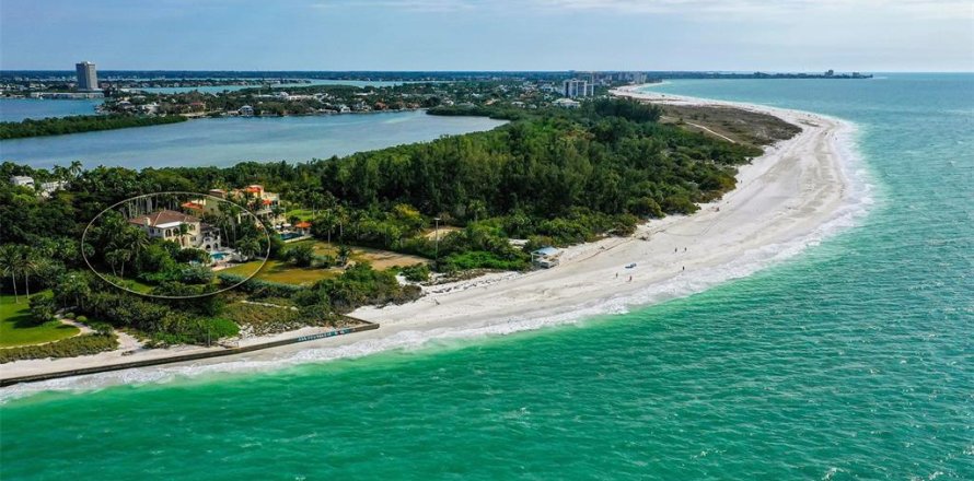 Villa ou maison à Sarasota, Floride 4 chambres, 622.72 m2 № 2402915