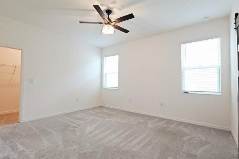 House in Fruitland Park, Florida 4 bedrooms, 154.12 sq.m. № 1830102 - photo 15