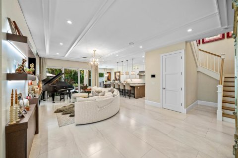 Townhouse in Boca Raton, Florida 3 bedrooms, 265.7 sq.m. № 2146671 - photo 6