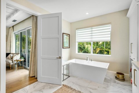 Townhouse in Boca Raton, Florida 3 bedrooms, 265.7 sq.m. № 2146671 - photo 30