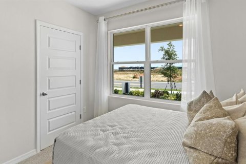 House in Sorrento, Florida 5 bedrooms, 192.96 sq.m. № 1798180 - photo 26