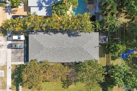 Immobilier commercial à vendre à Fort Lauderdale, Floride: 109.16 m2 № 2023685 - photo 4