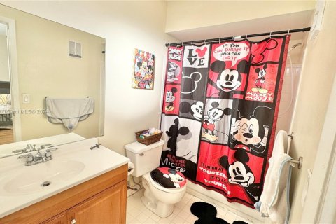 Купить таунхаус в Пемброк-Пайнс, Флорида 2 спальни, 113.71м2, № 1933549 - фото 9