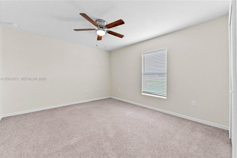 House in Port St. Lucie, Florida 4 bedrooms, 198.25 sq.m. № 2265319 - photo 15